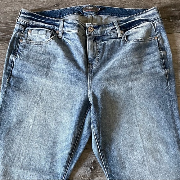 TORRID Perfect Slim Boot Classic Denim Mid-Rise Jean Size 18R - Picture 6 of 11